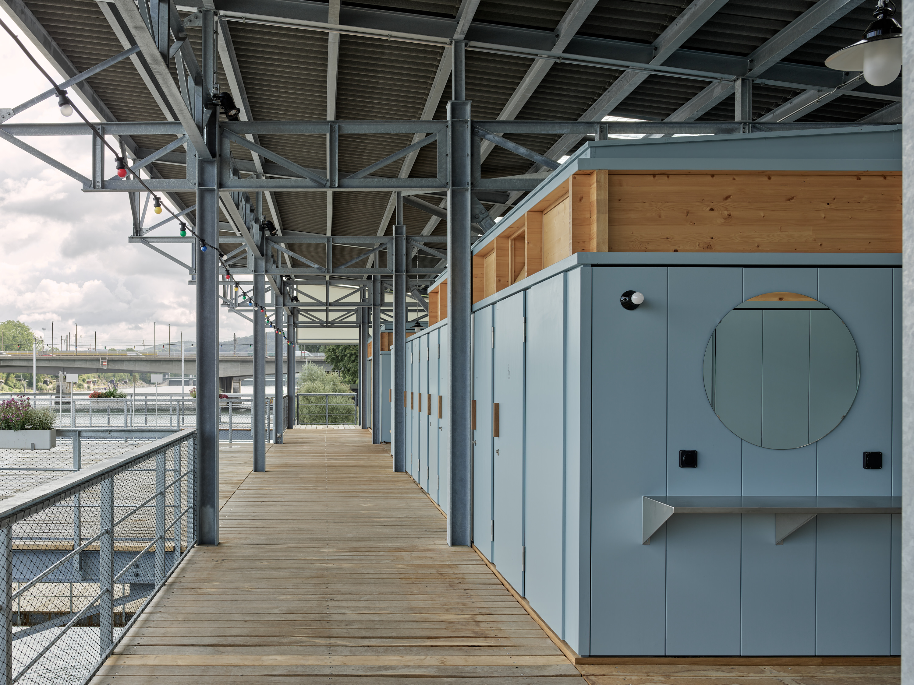 Ahp0095 AIQ4 018380 J3